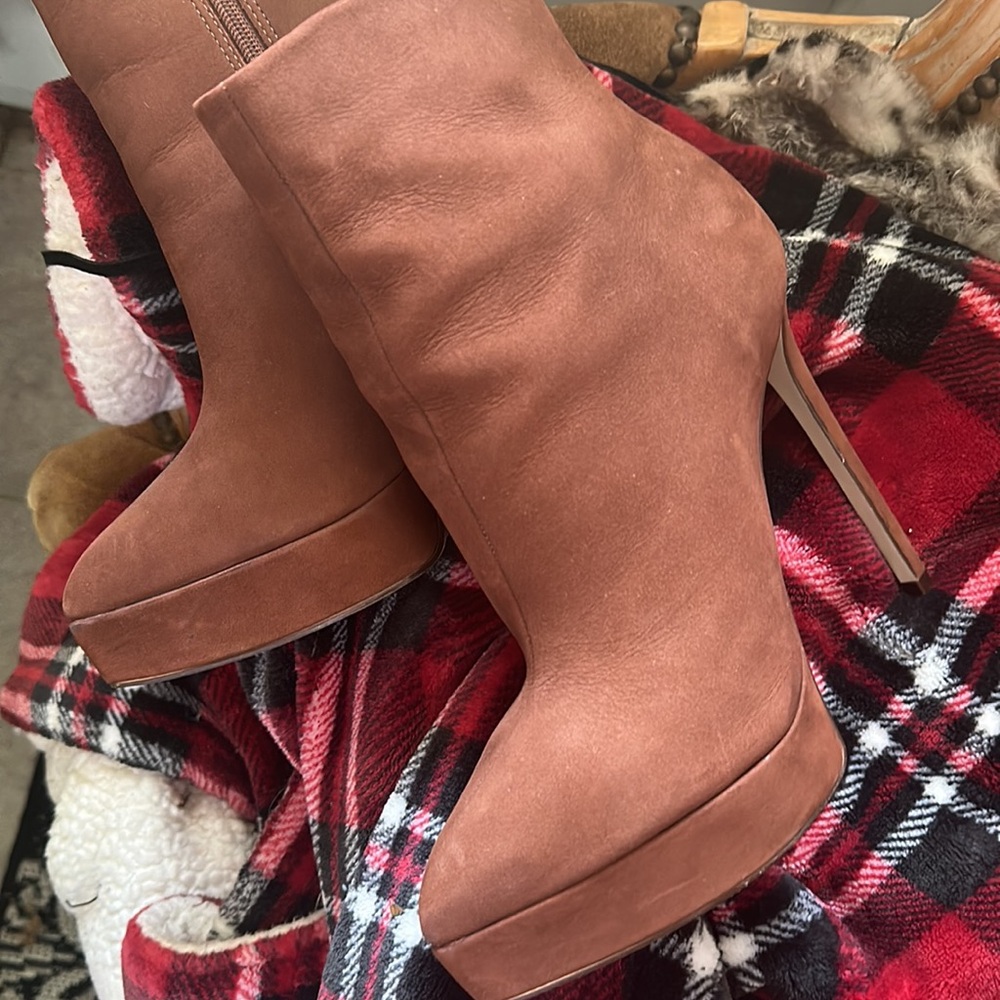 New Steve Madden ankle boots sz 8❤️